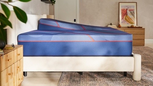 Posturepedic Elite split king mattress in a styled room - mobile